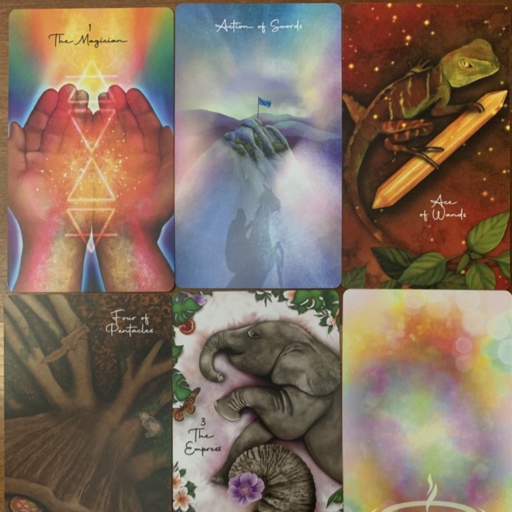 Le carte Tarot of Oneness 10,3 - Tarot Cards Deck With Guidebook recensione e prezzo